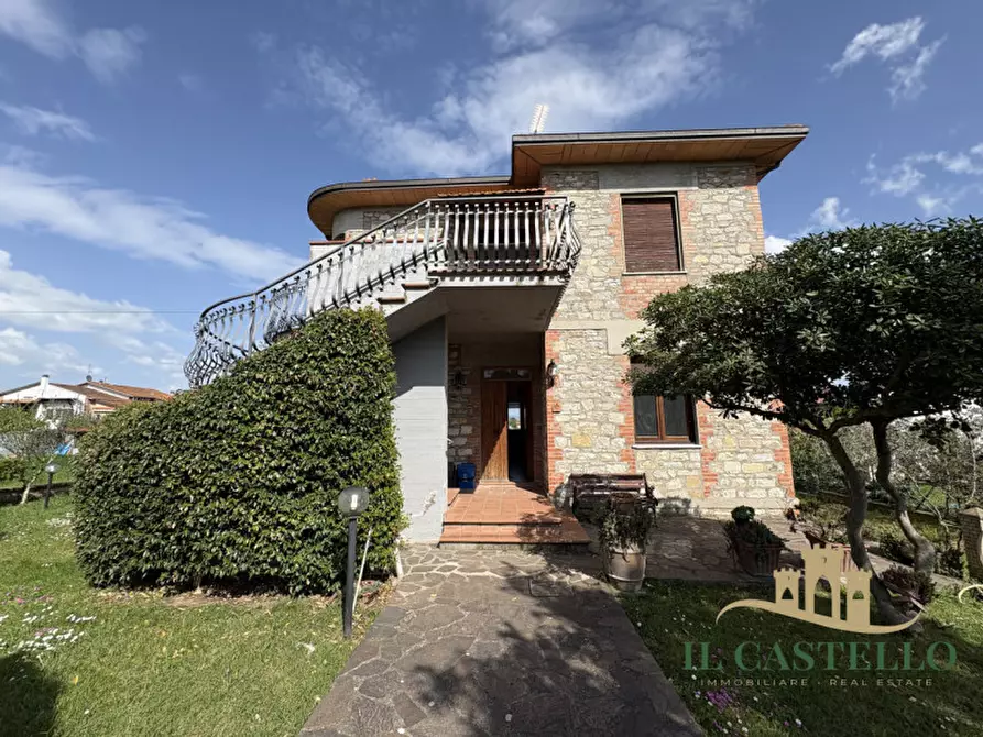 Immagine 1 di Casa indipendente in vendita  in Pucciarelli a Castiglione Del Lago