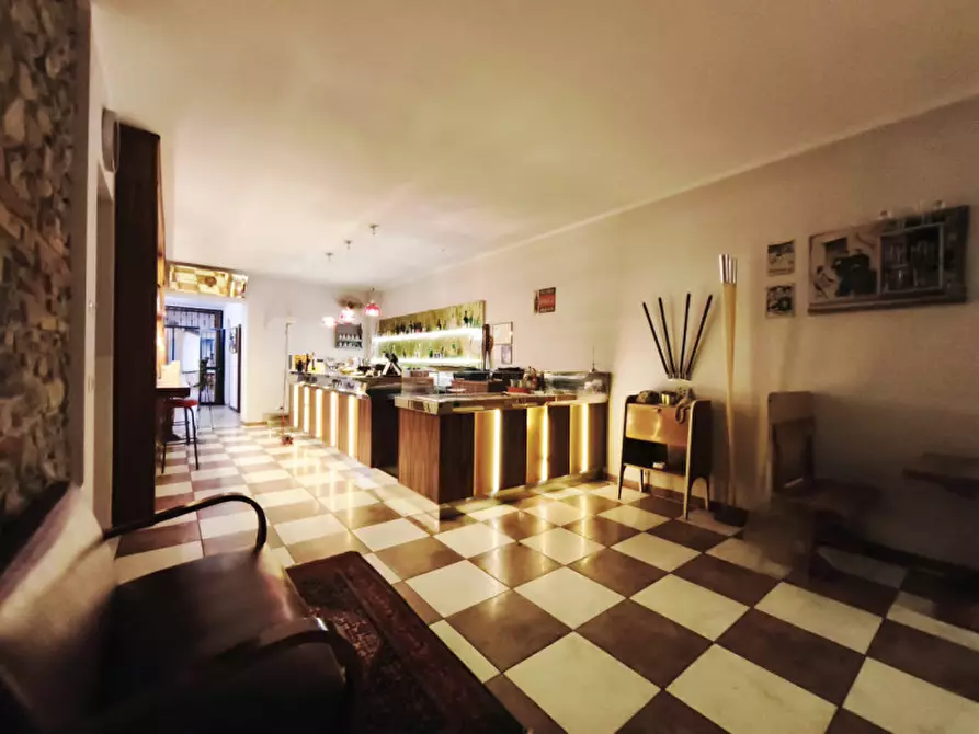 Immagine 2 di Attività commerciale in vendita  in Via Negroni 1 a Pianoro