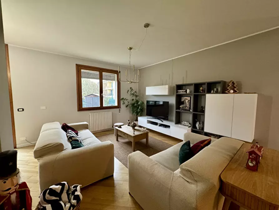 Immagine 2 di Casa indipendente in vendita  in Via Martin Luther King a Este