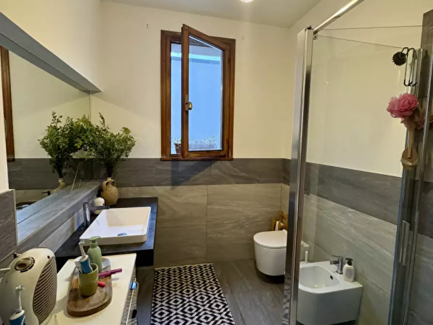 Immagine 12 di Casa indipendente in vendita  in Via Martin Luther King a Este