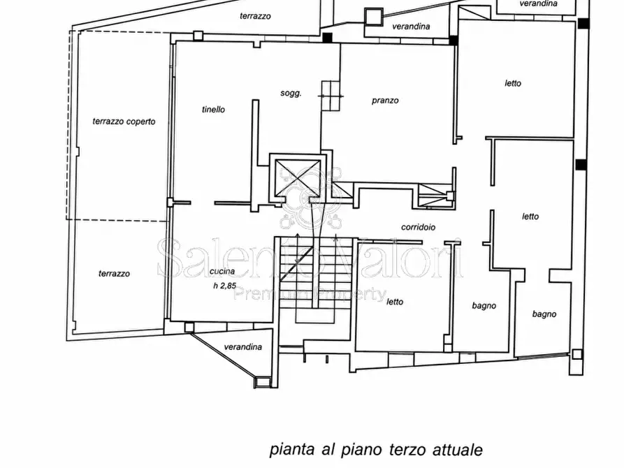 Immagine 33 di Attico in vendita  in Via Casa Savoia a Parabita