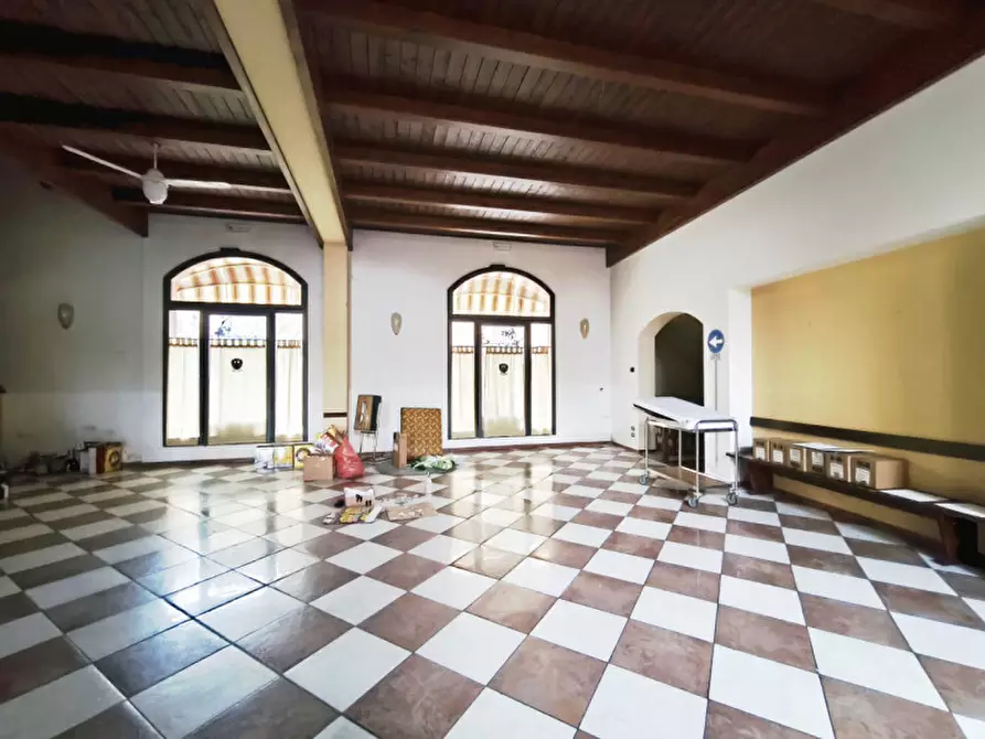 Immagine 4 di Attività commerciale in vendita  in via negroni 1 a Pianoro