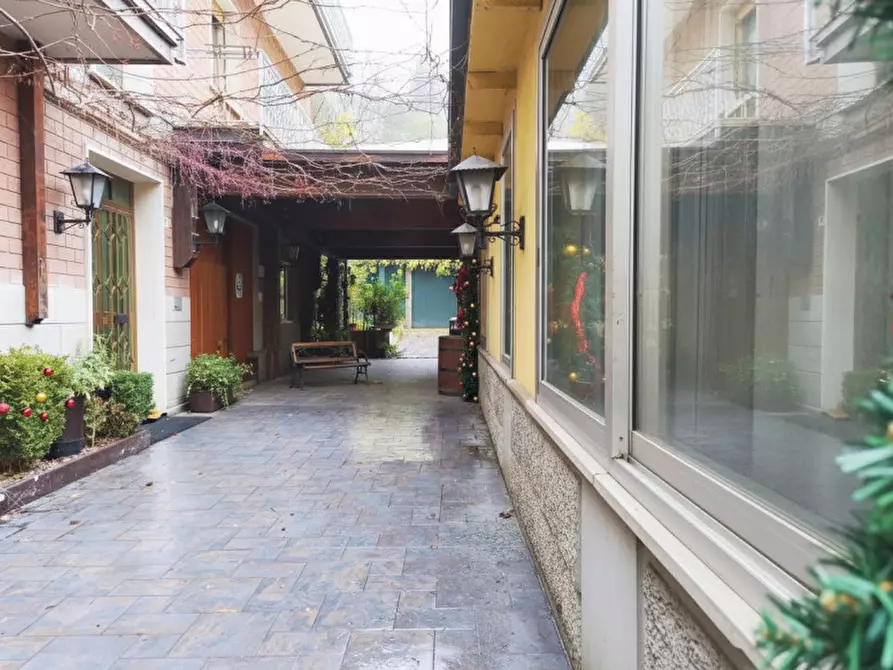 Immagine 4 di Attività commerciale in vendita  in via negroni 1 a Pianoro