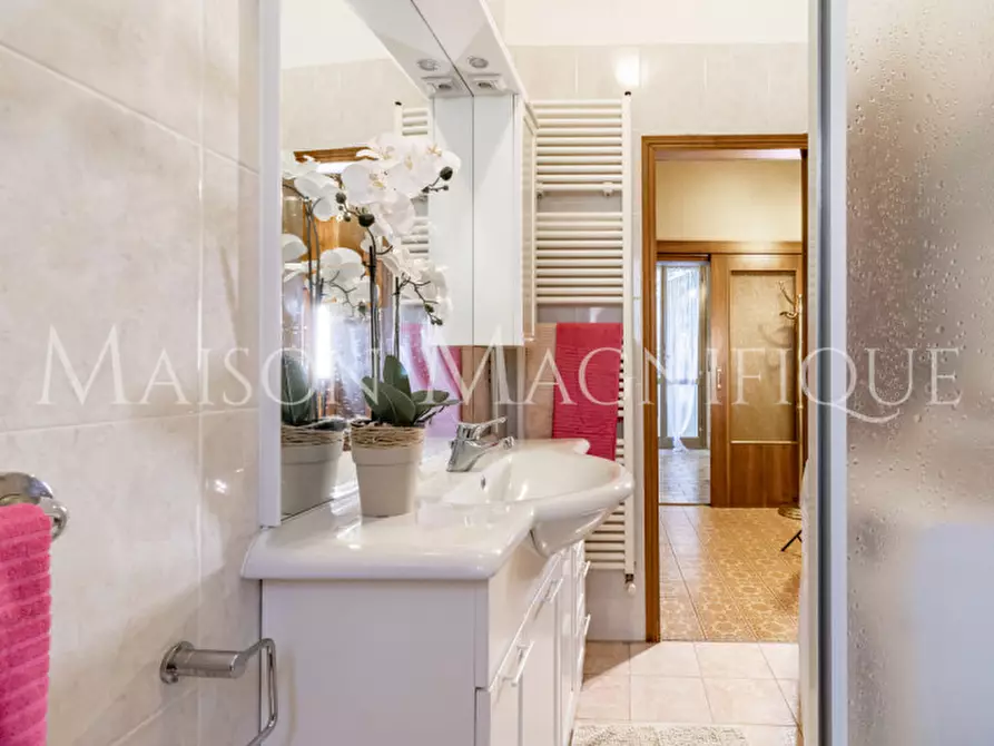 Immagine 16 di Appartamento in vendita  in Via Carrati 26 a Bologna