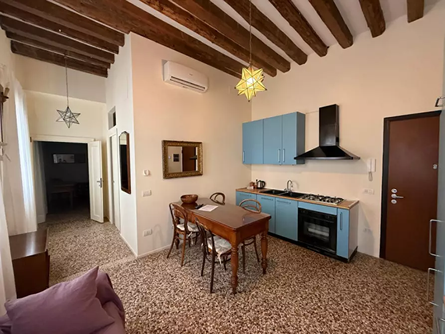 Immagine 5 di Appartamento in affitto  in Campo San Lorenzo a Venezia