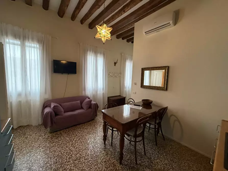Immagine 6 di Appartamento in affitto  in Campo San Lorenzo a Venezia