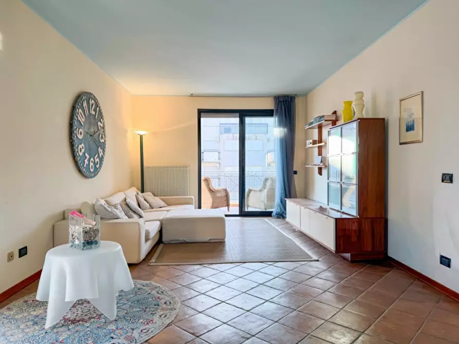 Immagine 4 di Appartamento in vendita  in Piazza Guglielmo Marconi a Jesolo