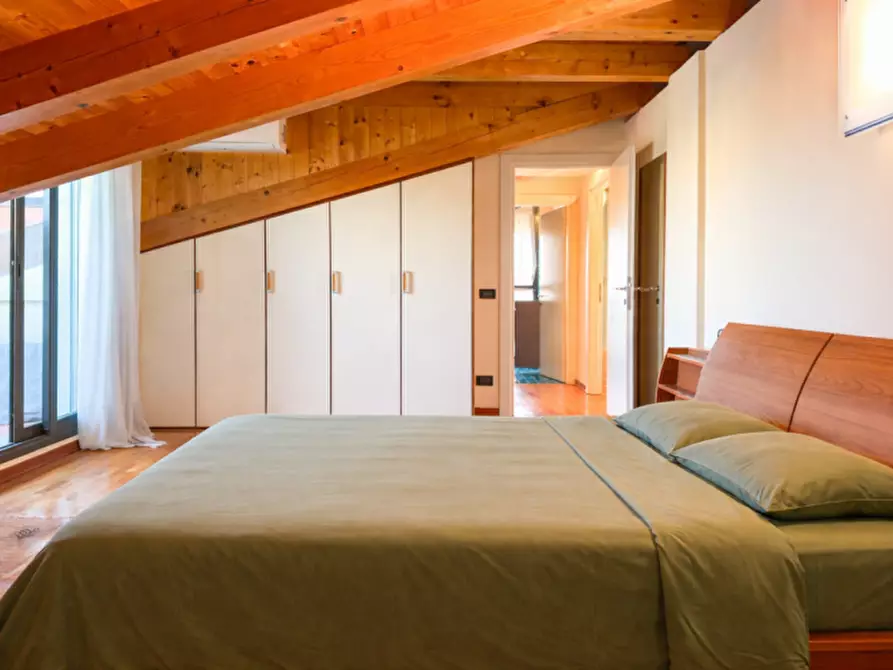 Immagine 22 di Appartamento in vendita  in Piazza Guglielmo Marconi a Jesolo