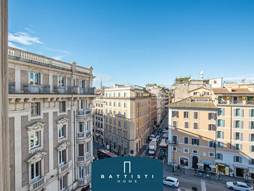 Immagine 8 di Appartamento in affitto  in Piazza Barberini a Roma