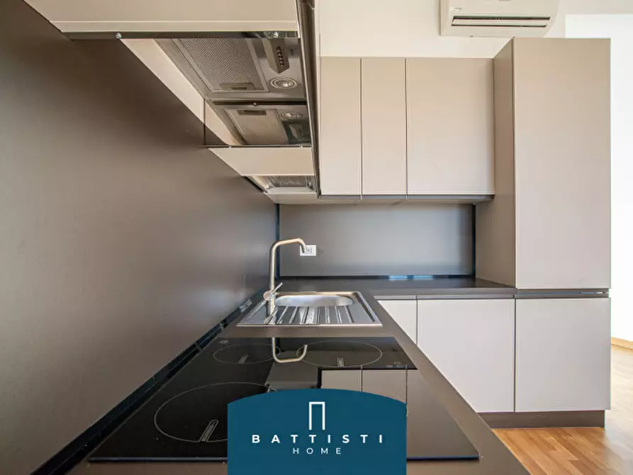 Immagine 11 di Appartamento in affitto  in Piazza Barberini a Roma