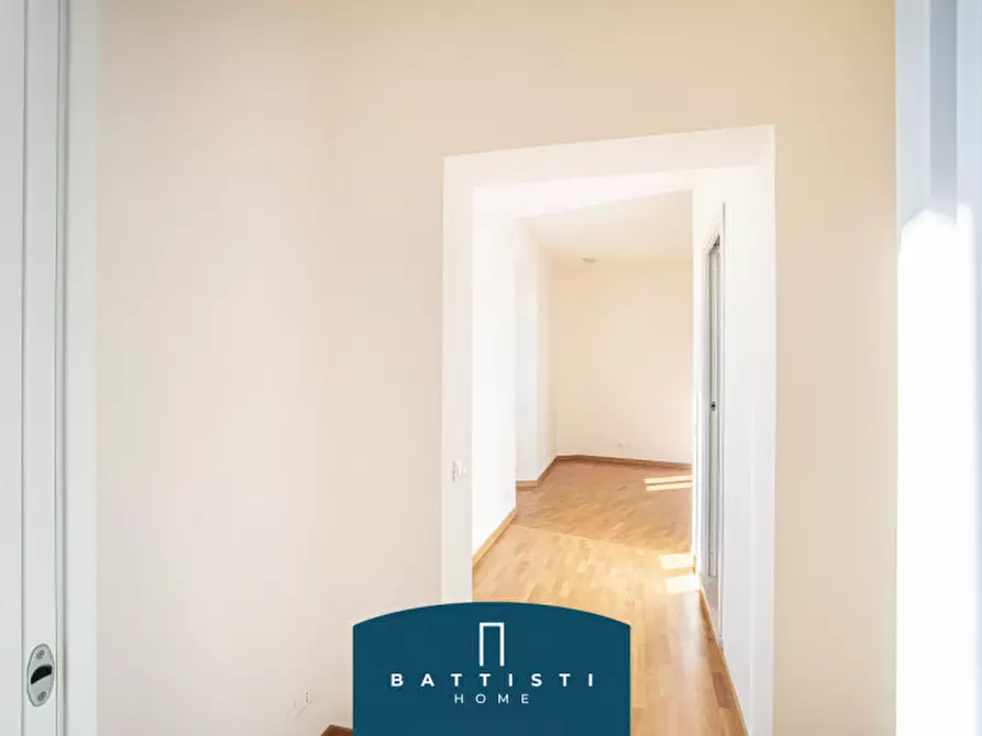 Immagine 17 di Appartamento in affitto  in Piazza Barberini a Roma