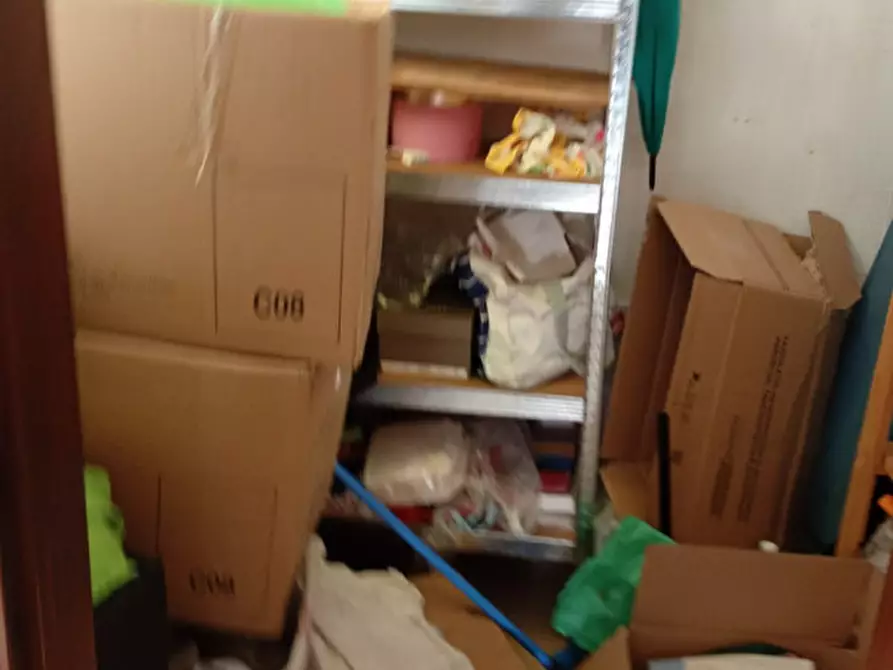 Immagine 13 di Appartamento in affitto  in via Duomo 191 a Napoli