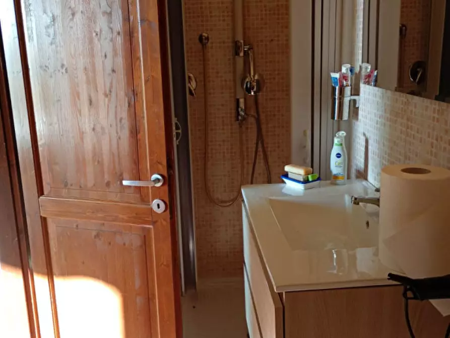 Immagine 20 di Appartamento in affitto  in via Duomo 191 a Napoli