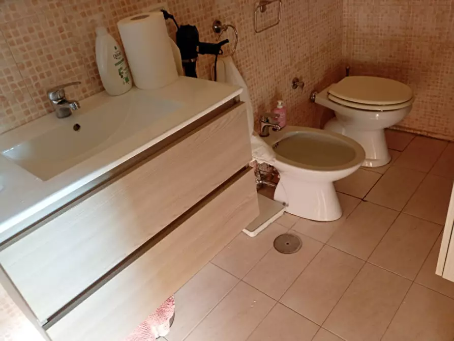 Immagine 22 di Appartamento in affitto  in via Duomo 191 a Napoli