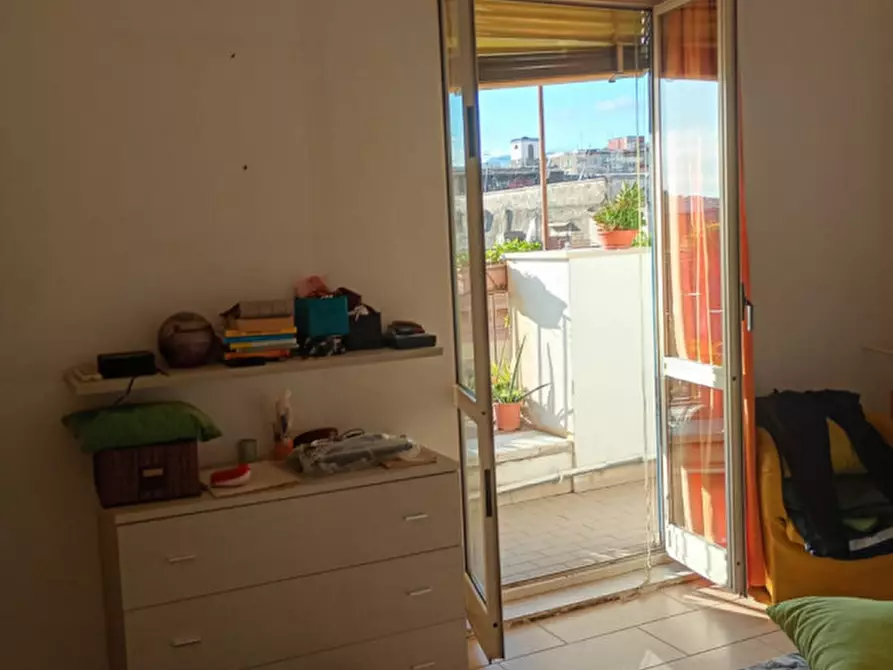 Immagine 30 di Appartamento in affitto  in via Duomo 191 a Napoli