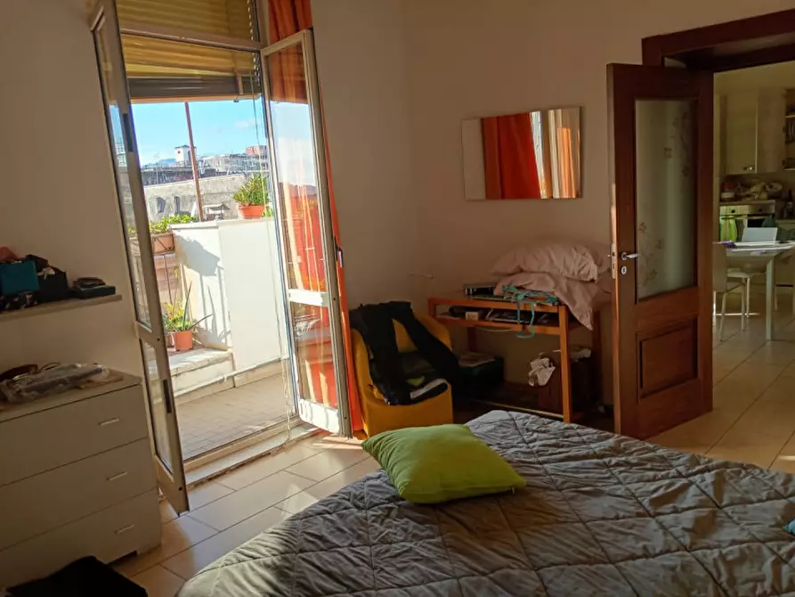 Immagine 32 di Appartamento in affitto  in via Duomo 191 a Napoli