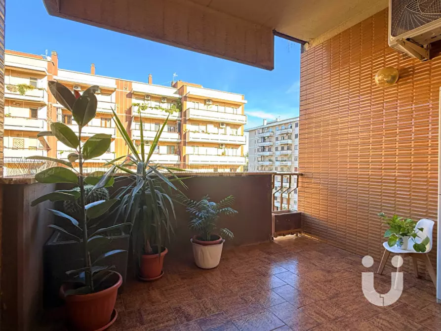 Immagine 4 di Appartamento in vendita  in Via Elio Vittorini a Roma