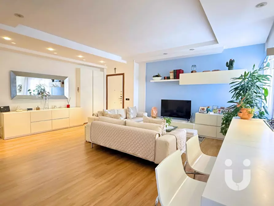 Immagine 10 di Appartamento in vendita  in Via Elio Vittorini a Roma