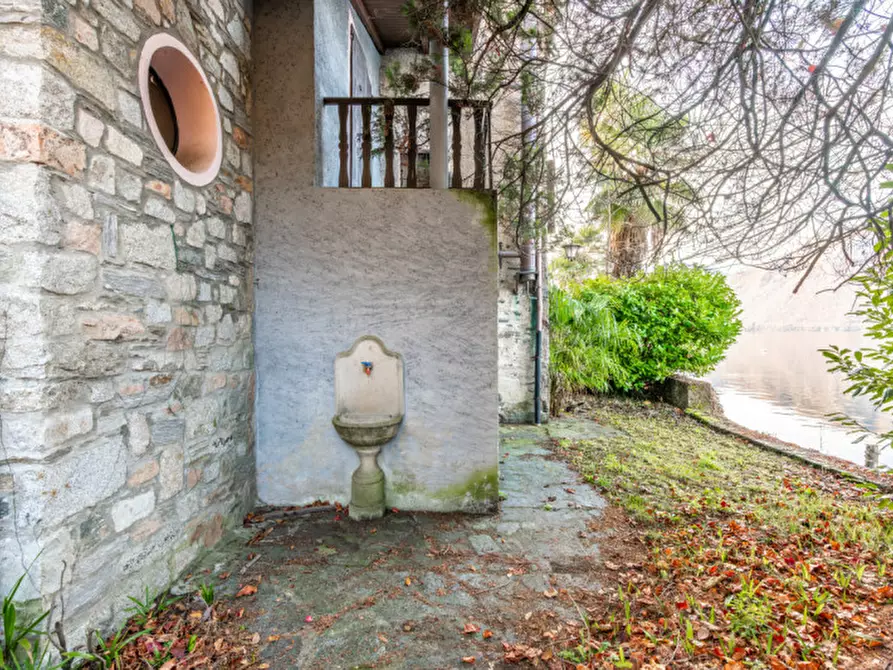 Immagine 15 di Villetta a schiera in vendita  in Via al Lago 4 a Pettenasco