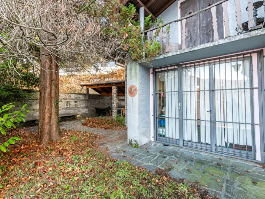 Immagine 16 di Villetta a schiera in vendita  in Via al Lago 4 a Pettenasco