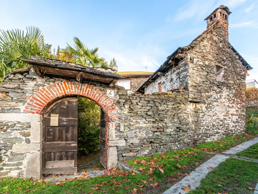 Immagine 19 di Villetta a schiera in vendita  in Via al Lago 4 a Pettenasco