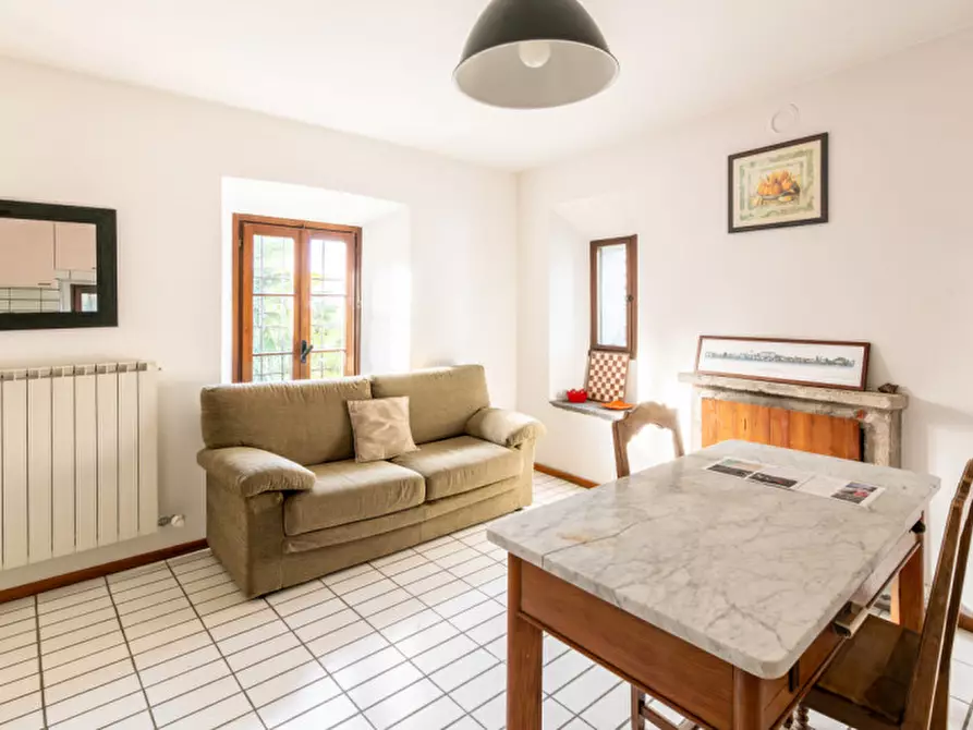 Immagine 20 di Villetta a schiera in vendita  in Via al Lago 4 a Pettenasco