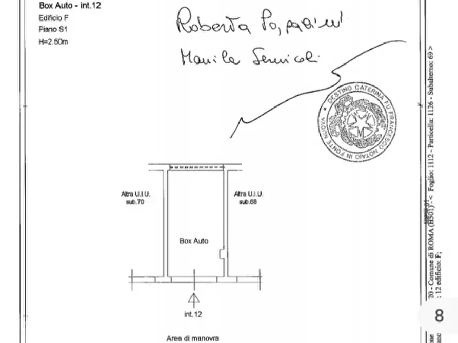 Immagine 2 di Garage in vendita  in Via Nino Taranto, 59 a Roma