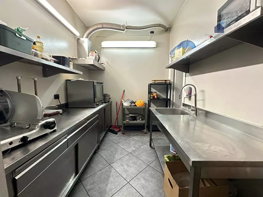 Immagine 22 di Attività commerciale in vendita  in via italia a Paitone