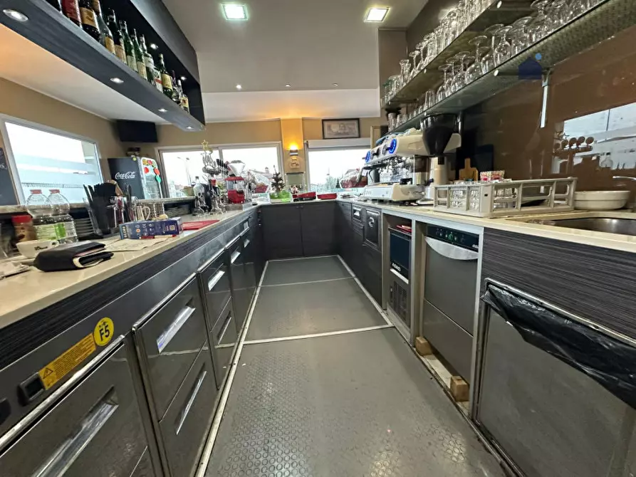 Immagine 32 di Attività commerciale in vendita  in via italia a Paitone
