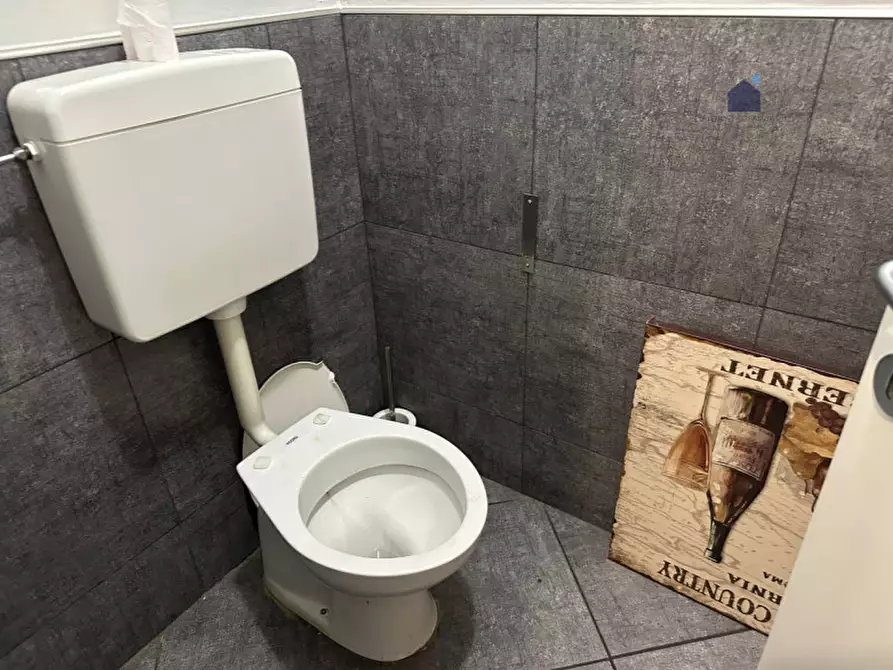 Immagine 33 di Attività commerciale in vendita  in via italia a Paitone