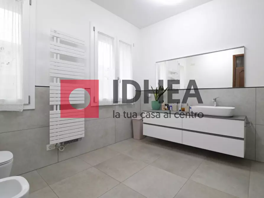 Immagine 17 di Casa indipendente in vendita  in Via Montello a Ponzano Veneto