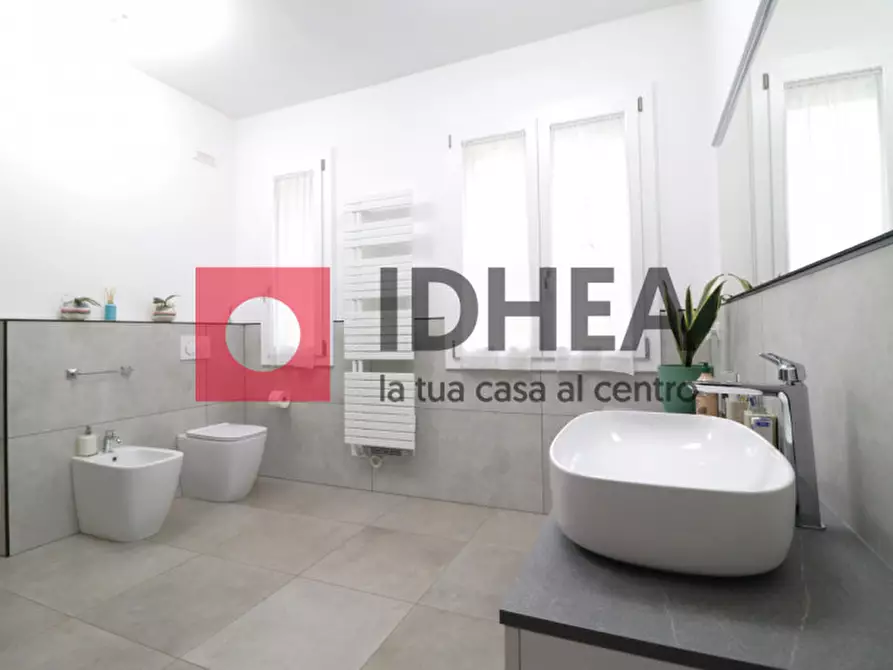 Immagine 18 di Casa indipendente in vendita  in Via Montello a Ponzano Veneto