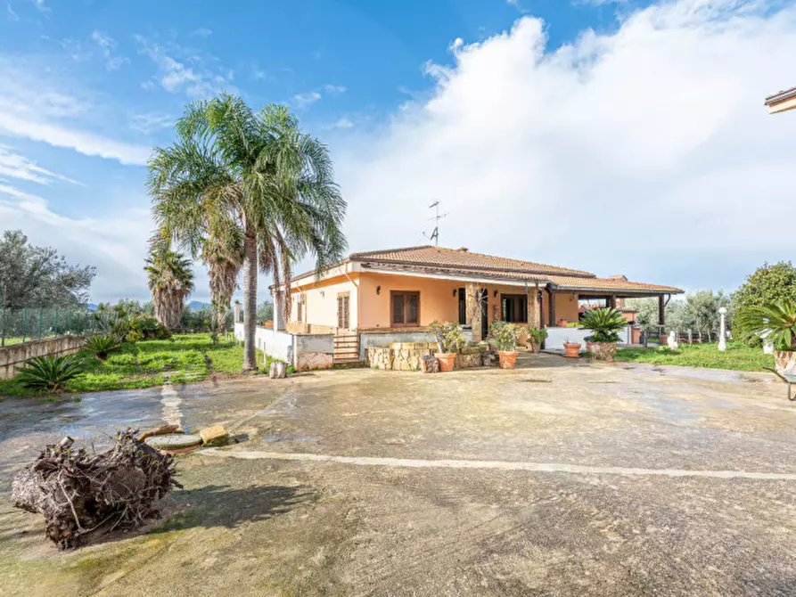 Immagine 1 di Villa in vendita  in Contrada Mazzarca a Borgetto