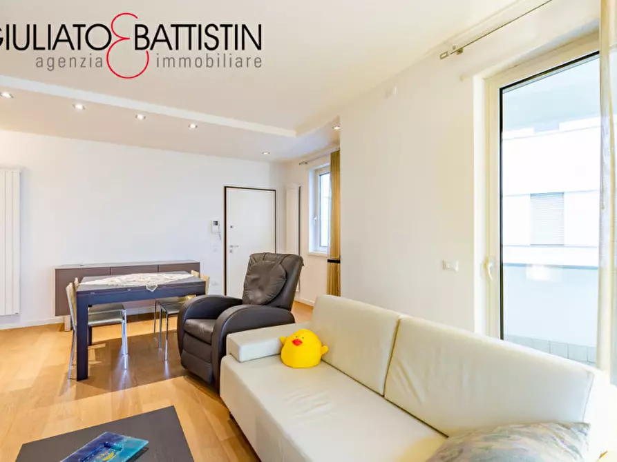 Immagine 3 di Appartamento in vendita  in Contrà Porti a Vicenza