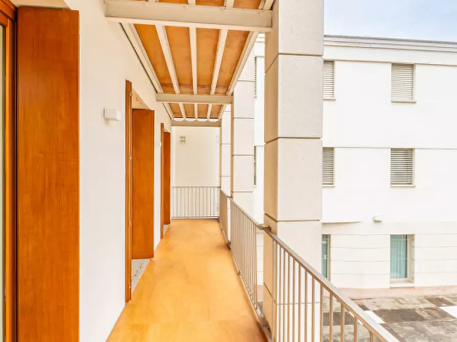 Immagine 11 di Appartamento in vendita  in Contrà Porti a Vicenza