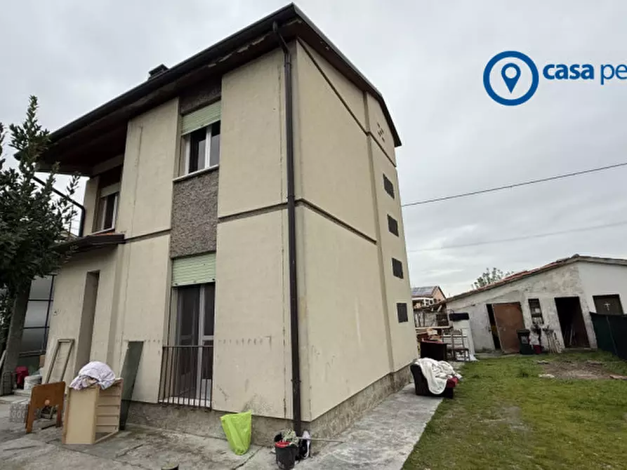 Immagine 3 di Casa indipendente in vendita  in Via Di Vittorio, 49 a Pontecchio Polesine
