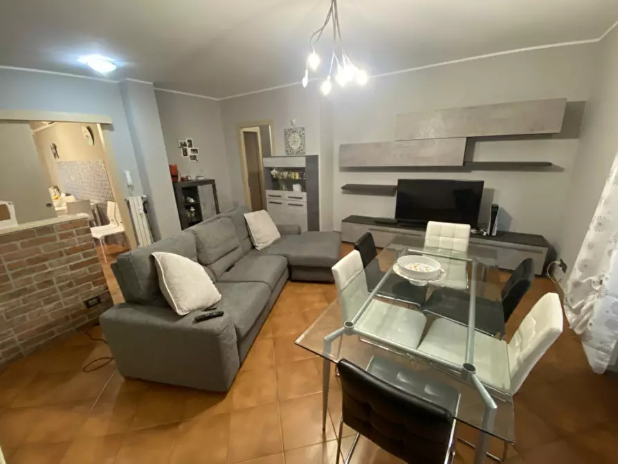 Immagine 5 di Appartamento in vendita  in Corso Michele Coppino 13 a Alba