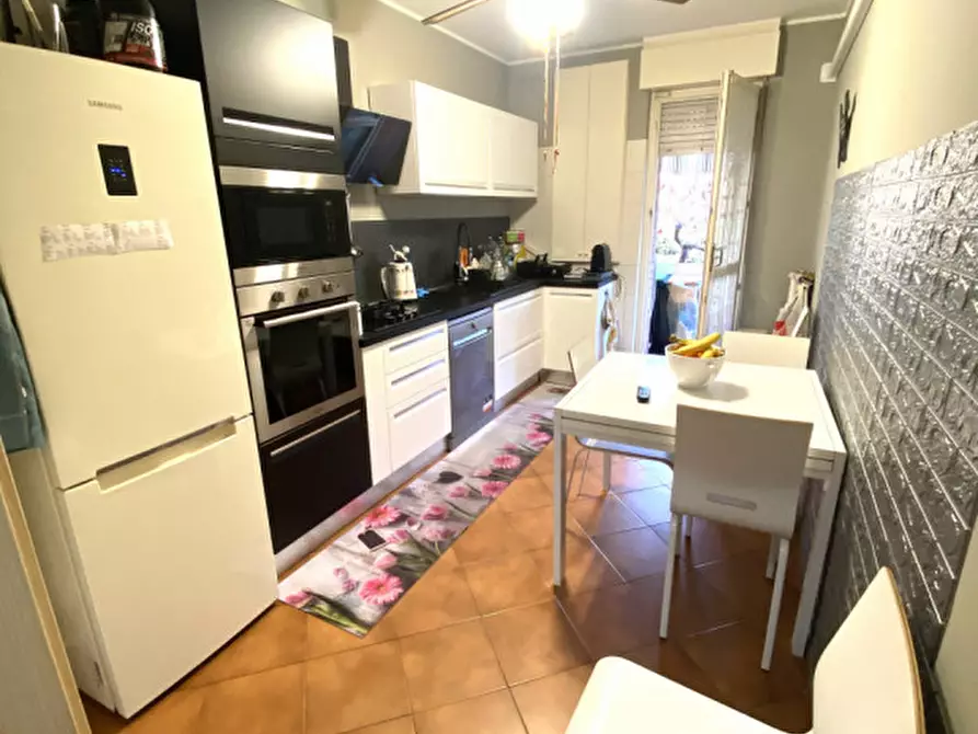 Immagine 9 di Appartamento in vendita  in Corso Michele Coppino 13 a Alba