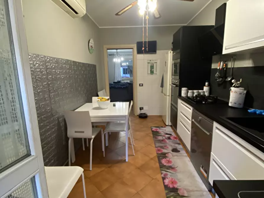 Immagine 10 di Appartamento in vendita  in Corso Michele Coppino 13 a Alba