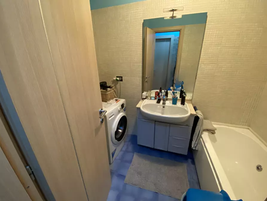 Immagine 22 di Appartamento in vendita  in Corso Michele Coppino 13 a Alba