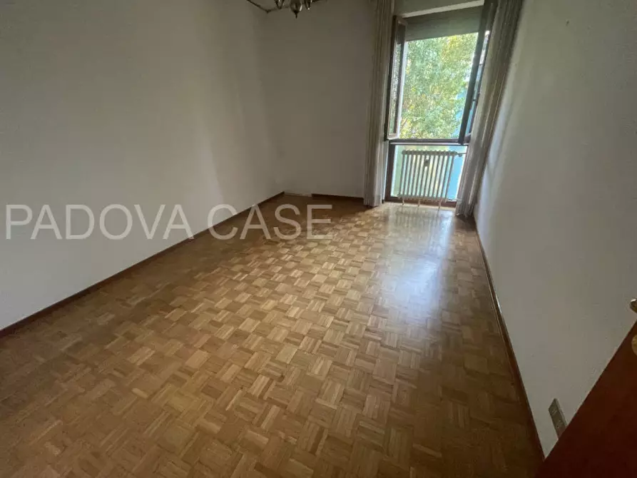 Immagine 17 di Appartamento in vendita  in Via Novara a Padova