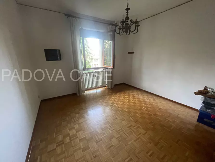 Immagine 23 di Appartamento in vendita  in Via Novara a Padova