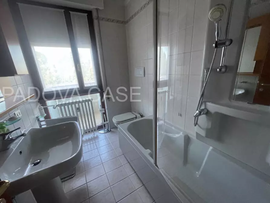 Immagine 26 di Appartamento in vendita  in Via Novara a Padova