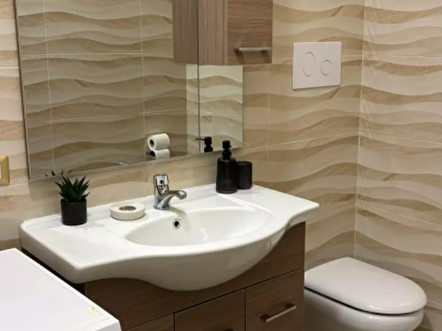 Immagine 12 di Appartamento in affitto  in VIA LAZIO N°3 a Torre Del Greco