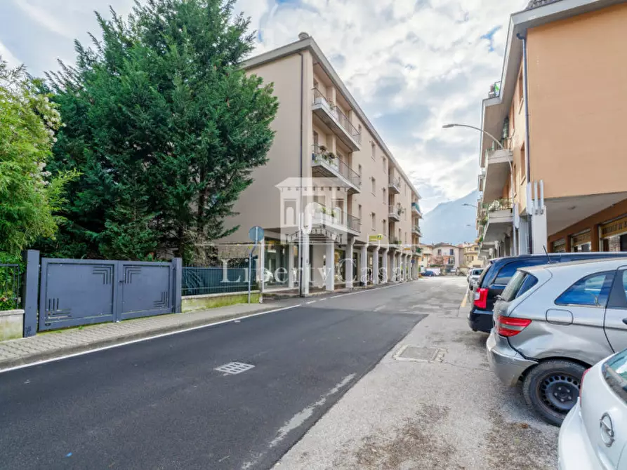 Immagine 17 di Appartamento in vendita  in Via Poste a Vobarno