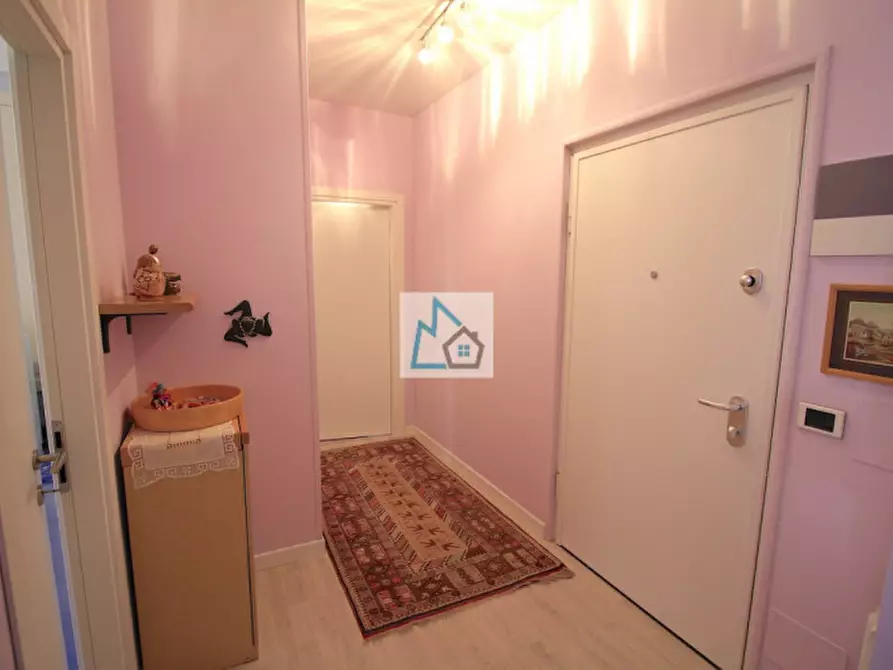 Immagine 5 di Appartamento in vendita  in Via Roma 17 a Tione Di Trento