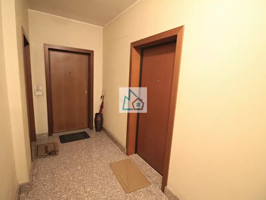 Immagine 14 di Appartamento in vendita  in Via Roma 17 a Tione Di Trento