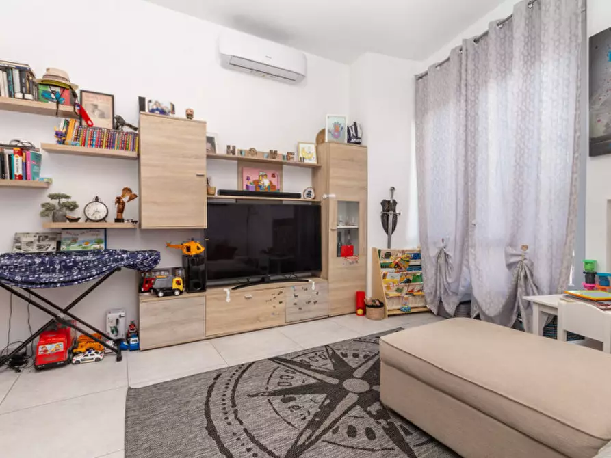 Immagine 17 di Appartamento in vendita  in Via Michele Coppino 72 a Torino