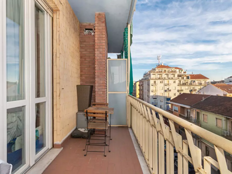 Immagine 23 di Appartamento in vendita  in Via Michele Coppino 72 a Torino