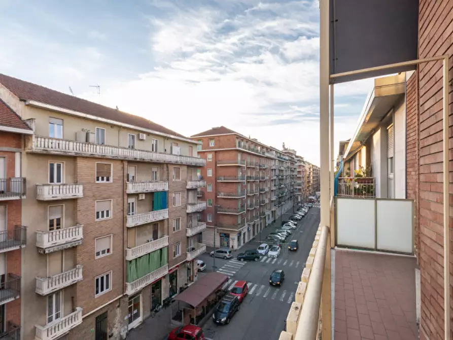 Immagine 24 di Appartamento in vendita  in Via Michele Coppino 72 a Torino